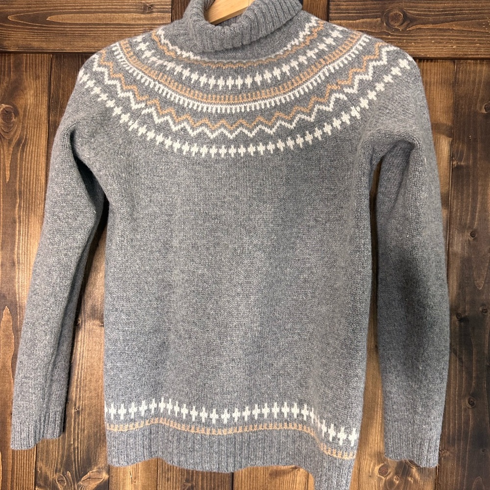 Gant Gray and White Turtleneck Sweater wool